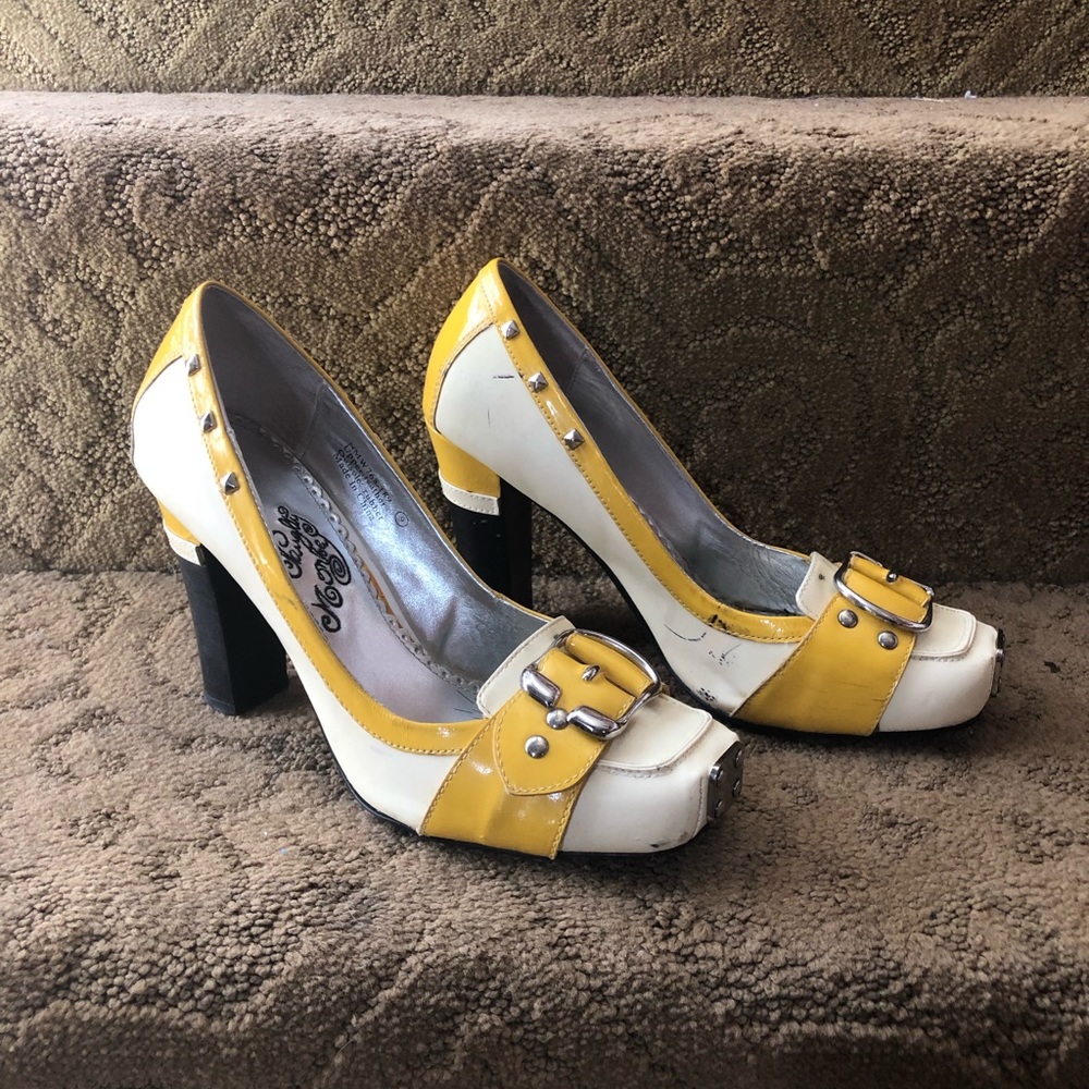 Naughty Monkey yellow heels w/ buckle